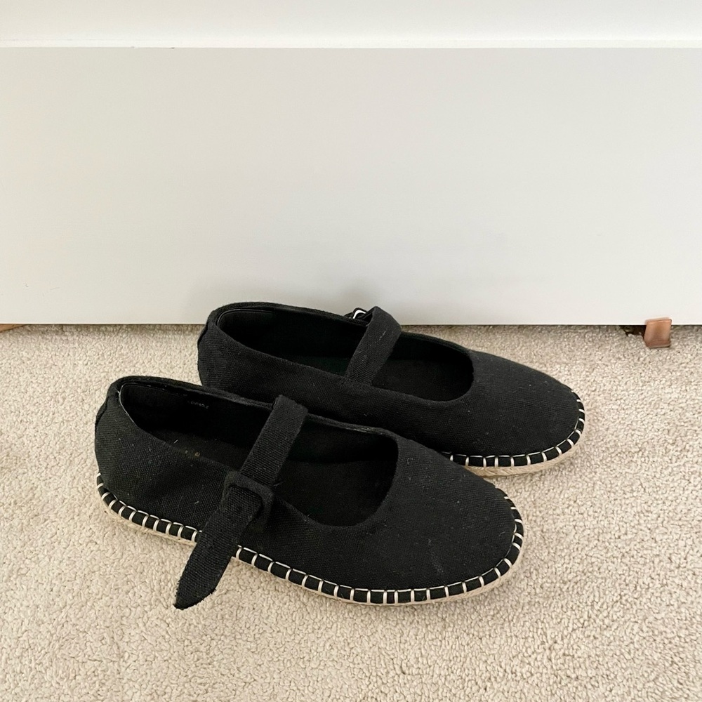 Black Canvas Mary Jane Flats with Contrast Stitching
